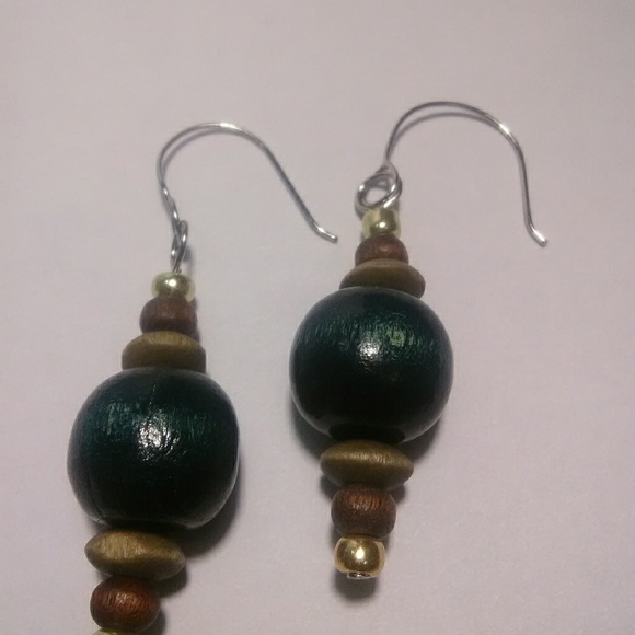 Jewelry - Picture 1 of 1